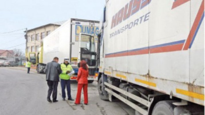 Circulaţia camioanelor, interzisă în Ungaria